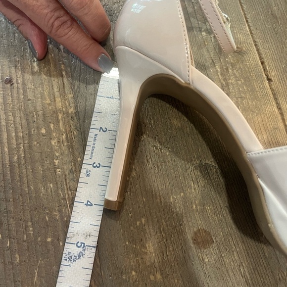 Kelly & Katie Sanesa Sandal Size 7.5 - Picture 4 of 5